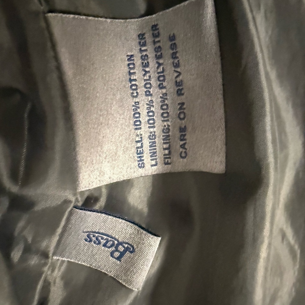 G.H. Bass & Co. Khaki green EUC near new size L Quilted Utility/Barn Jacket - Picture 11 of 13